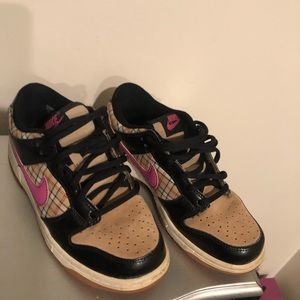 Nike Shoes - Nike sneaker Nike Shoes - Nike sneaker